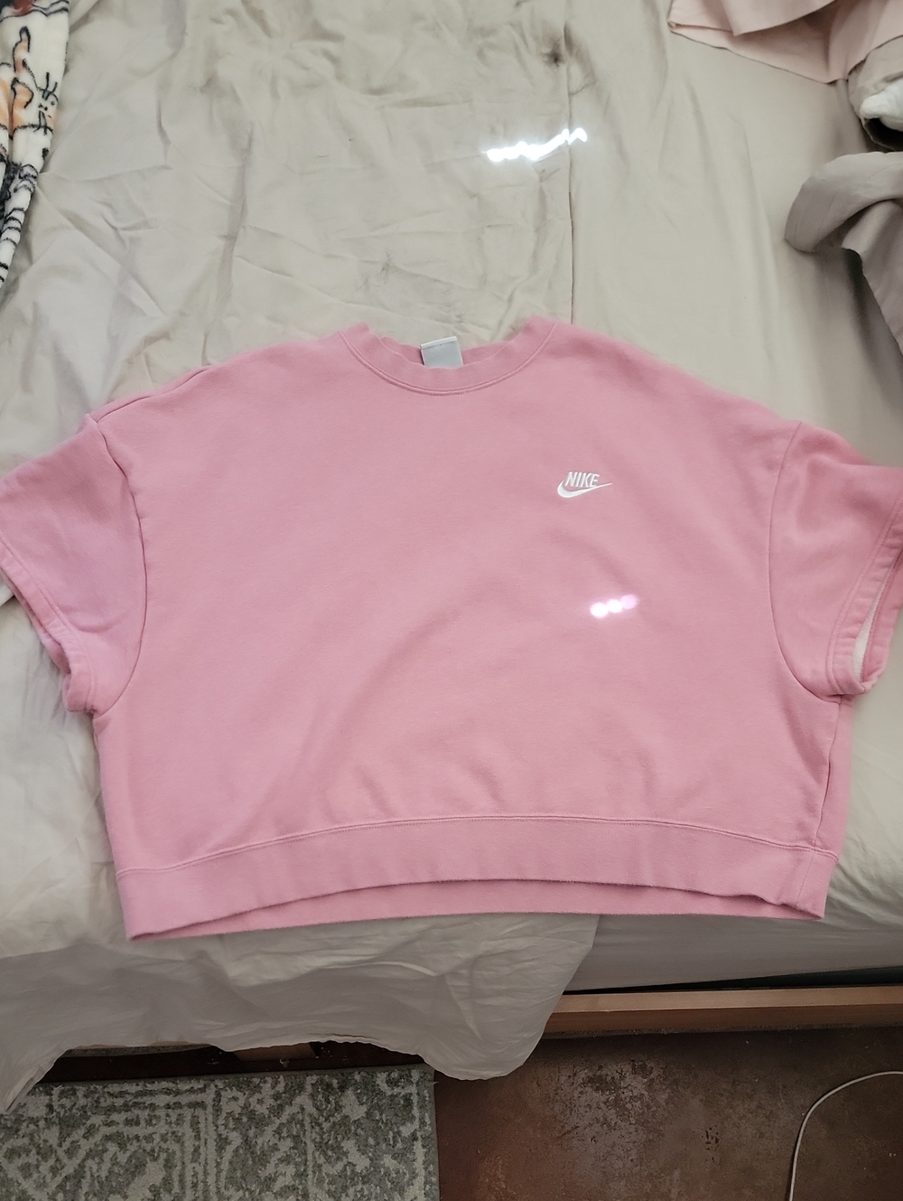 Nike Pink Cropped Short-Sleeve Crewneck Sweatshirt
